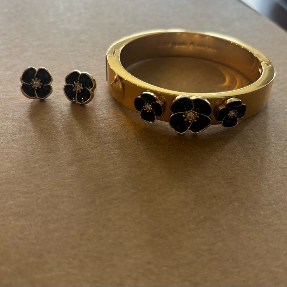 Kate Spade Heritage Gold Bracelet and Earrings
